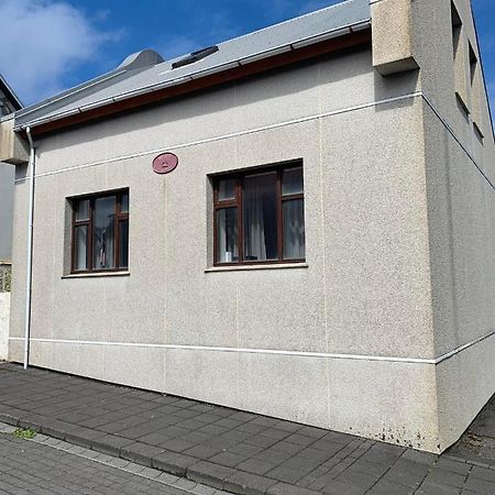 Litith Einbylishus A Besta Stath. Вестманеяр Екстериор снимка